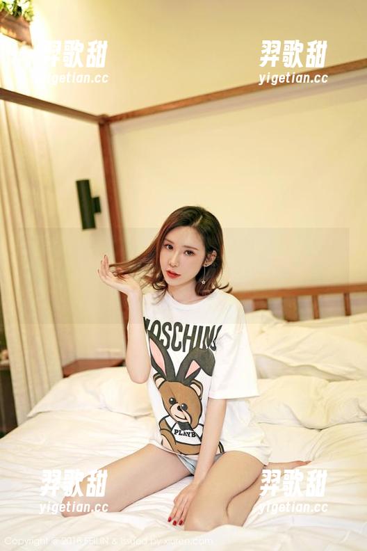 Feilin嗲囡囡 - 施忆佳KITTY的私拍资源，你真的以为牛仔裤就只有蓝色、黑色？
