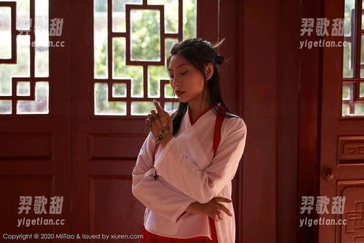 MiiTao蜜桃社 - 当伊素妍遇上双马尾美图：这些照片里有没有你想象不到的躁动？