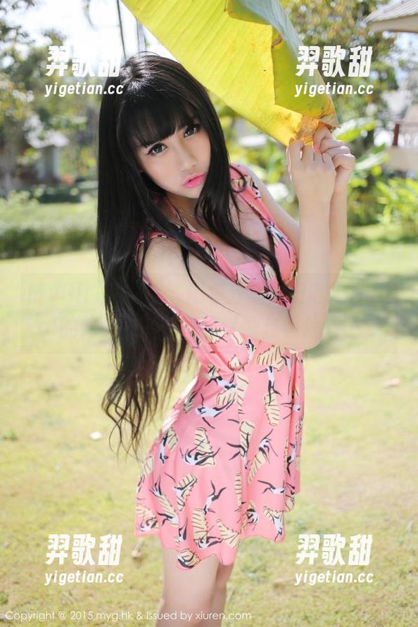 MyGirl美媛馆 - 图包分享，田芯娜Angel的修女妆让我一度以为走错片场了。