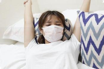 ROSI的白色丝袜写真，腿是主角，你能认出其他的么？