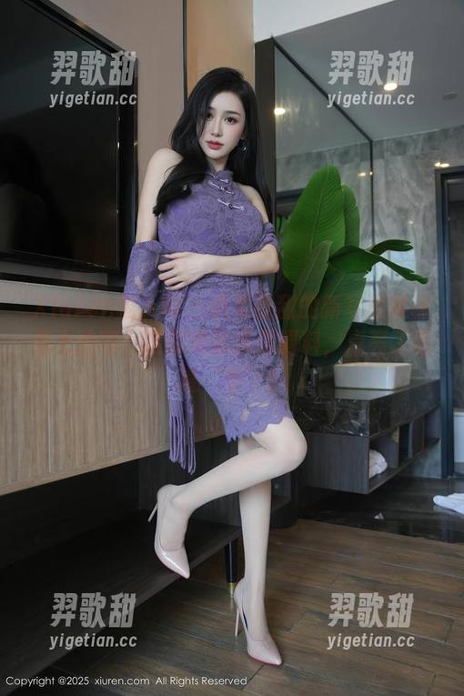 Xiuren秀人网 - 说夏甜甜的新写真集鼻祖上独特，这眼镜就像是调料，点亮了整道‘菜’！