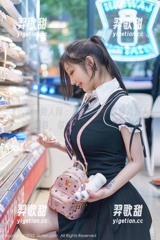 Xiuren秀人网 - 免费领走，李可儿双人图包，你会不会血压飙升？