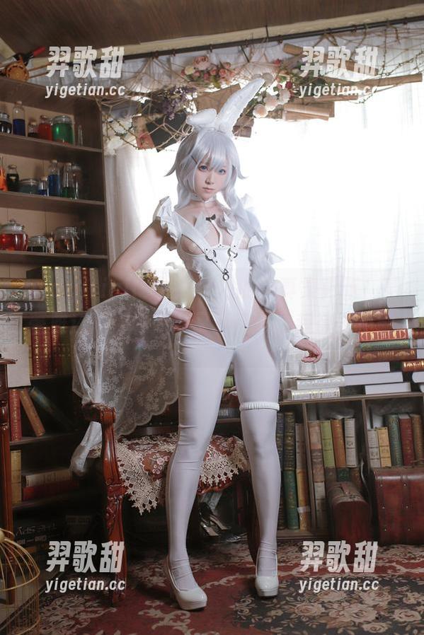 asagiriai(爱ちゃん)的写真集更新，芙蕾雅还是那样简单又复杂，让我欲罢不能。