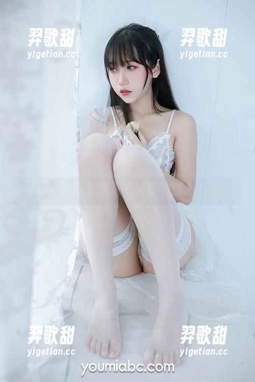 写真？更多像是不呆猫的甜心心机