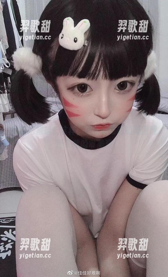 佳佳好难啊 别看她姐姐长这样,佳佳好难啊的美图颠覆了我的审美观
