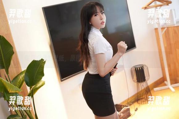 嗷呜虎虎的壁纸，原图看完只想说，怎么这么温柔！