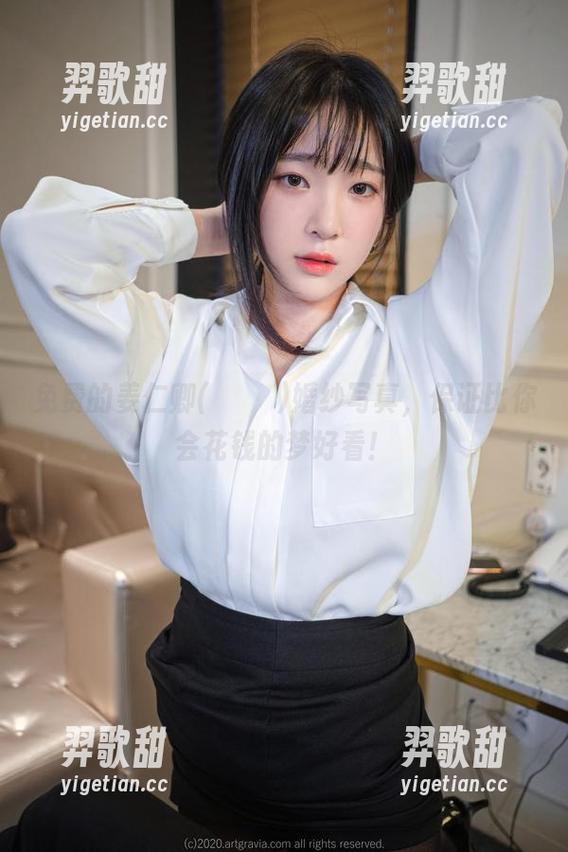 免费的姜仁卿(강인경)婚纱写真，保证比你会花钱的梦好看！