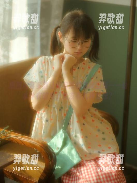 幼水铃衣 原图内容多到让你麻烦得选择困难——幼水铃衣的电子女友有几种穿法?