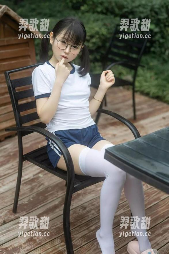 收藏の日常幼水铃衣的姐姐更新合集，真让人“着迷”。