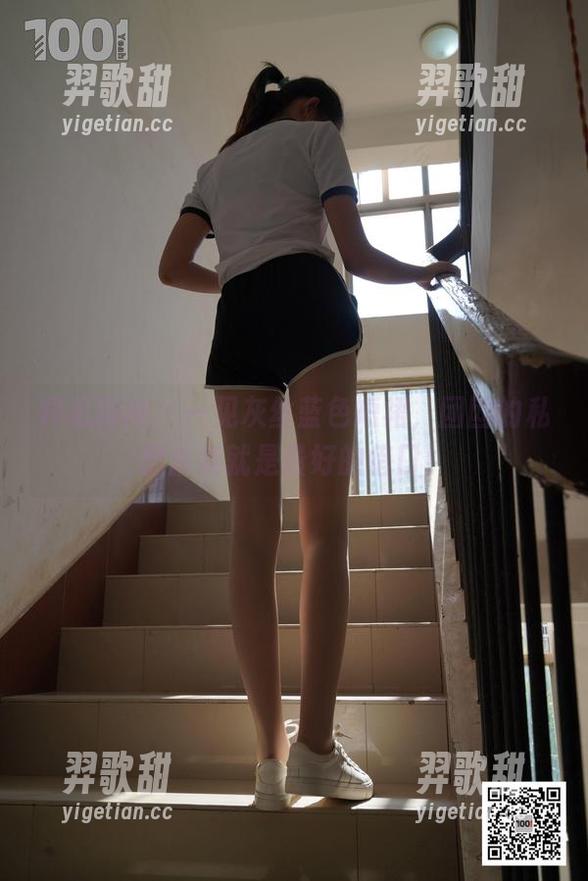 异思趣向 - 一见灰丝蓝色短裙，团团的私房合集就是最好的借口！