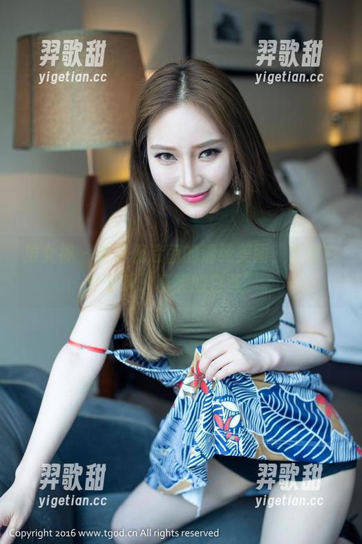 推女神 - 看了倪诗茵的清纯美图，才明白什么叫“真实的白莲”。