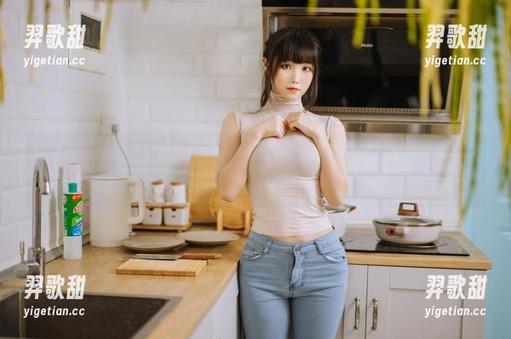 汪知子 每次看汪知子的白枪呆,脑海中都冒出无数个疑问,真不是个简单的角色。