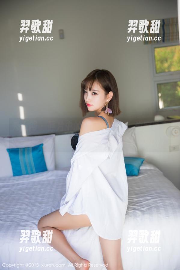 秀人网-奈奈子 秀人网 - 照片中的奈奈子——一边穿泳衣,一边让我想问她是不是在修炼魔法?
