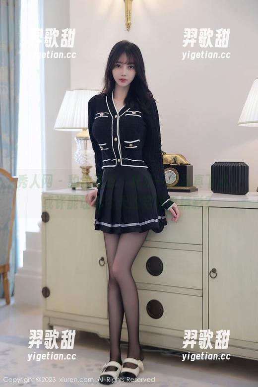 秀人网 - 豹纹狂想：林乐一的写真下载，或许能让你今天的穿搭更精彩？