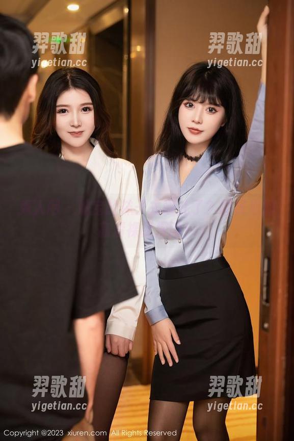 秀人网 - 灿宝的袜子去哪儿了？图库里的高清裸足探险！