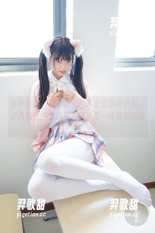 稚乖画册 - 别的博主都是安安静静更新，赤西夜夜的露颜图片却又是一场视觉的轰炸！