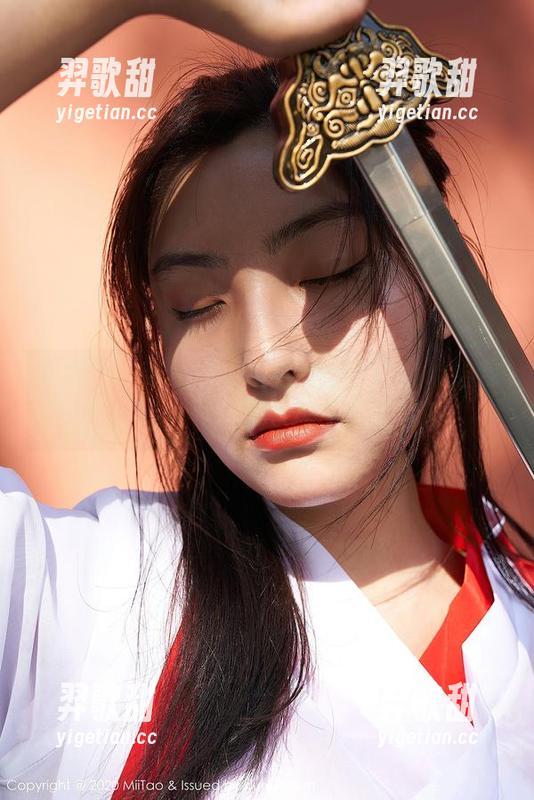 蜜桃社 - 突然想知道结衣的牛仔裤带给我们什么，作品集快来下载尝尝鲜