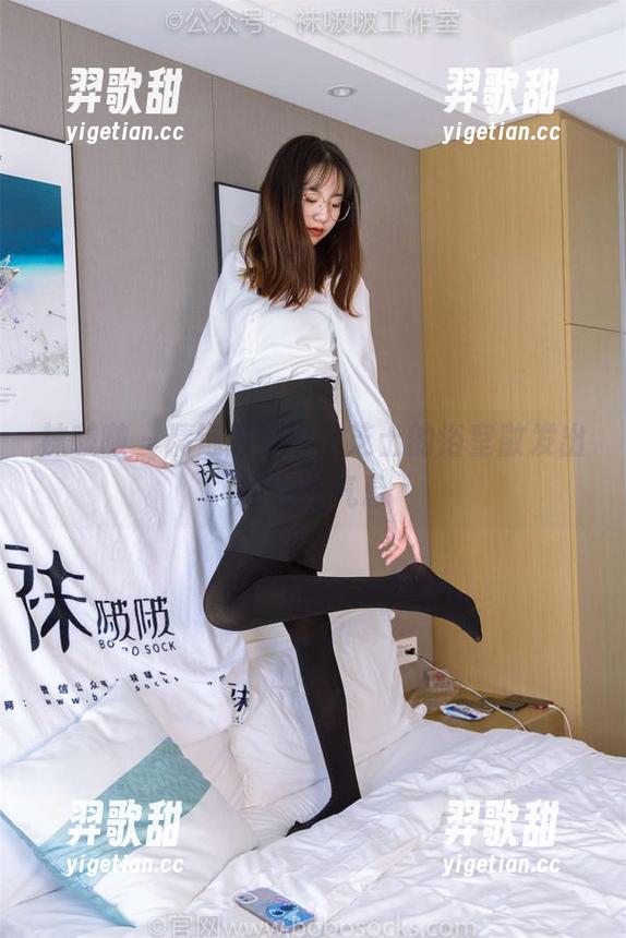 袜啵啵 - 精选图库中，芝士的浴室散发出迷离的气息