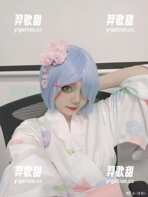 许枳 在线鉴赏:“许枳的美腿作品”怎么就这么让人心神不宁呢?