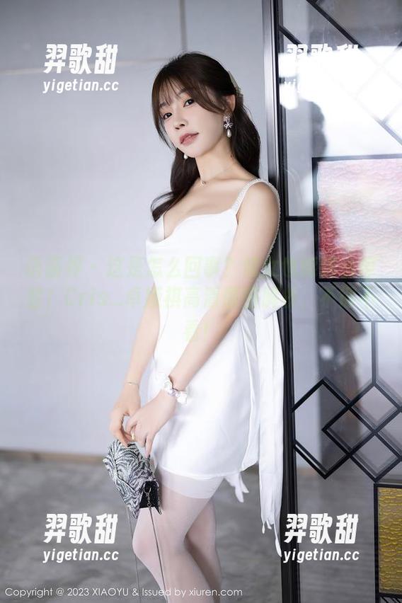 语画界 - 这是怎么回事？修女也能这么摩登！Cris_卓娅祺高清原图解析，不得不看！