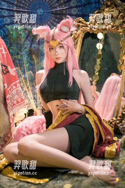 青青子Js 强化大师作品集上线,青青子Js的风格让你忍不住想下载,但要小心别迷失其中
